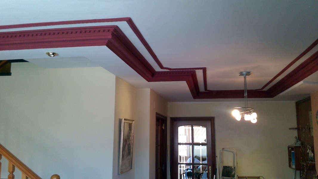 Cornisa destacada en comedor