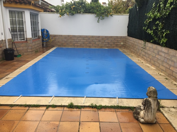Cubierta de proteccion para piscinas
