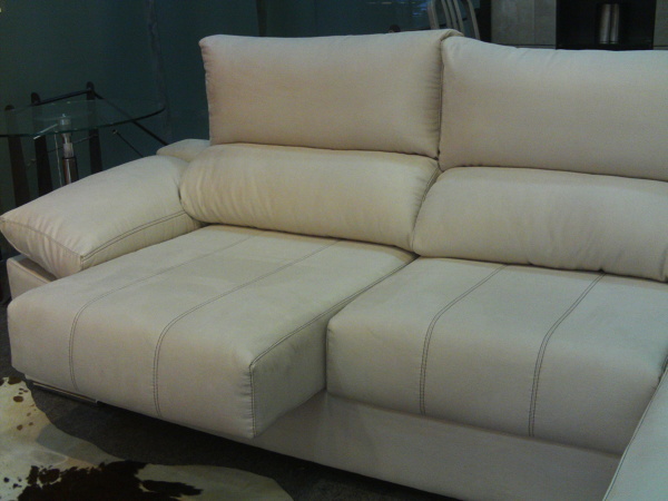 DETALLE DE ASIENTO DESLIZABLE 