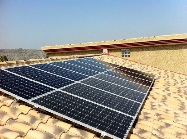Estudios gratuitos y sin compromiso de energía solar para hogares y empresas
