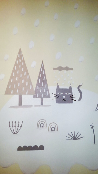 gato en la nieve