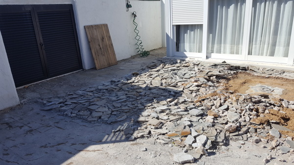 Impermeabilización de terraza con lámina de caucho (EPDM).