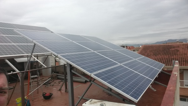 INSTALACION SOLAR FOTOVOLTAICA