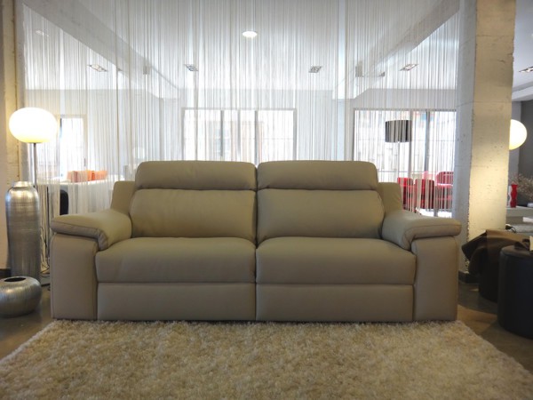 ipsilon sofa