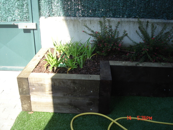 JARDINERAS CON MADERA