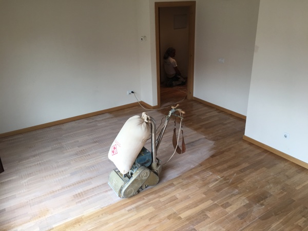 LIJADO DE DORMITORIO 
