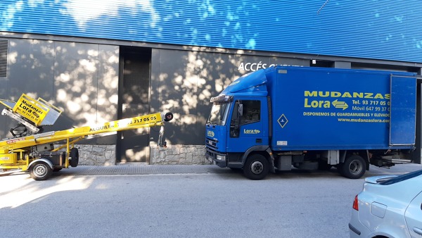 MUDANZAS LORA SBD