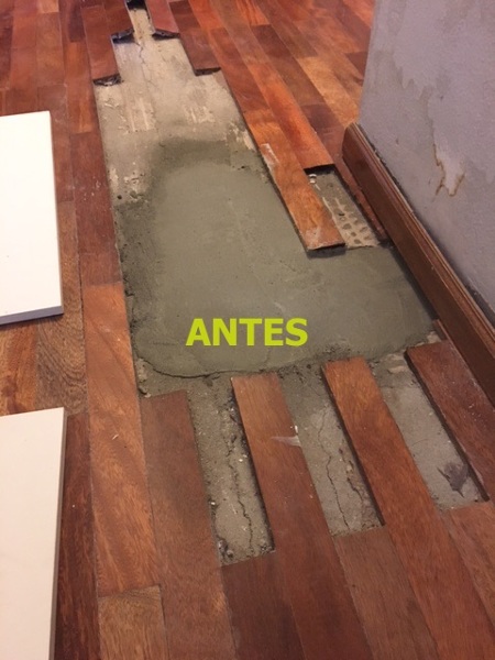 Parquet levantado en el pasillo