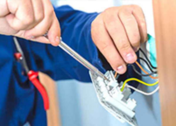Pequeños trabajos electricos
