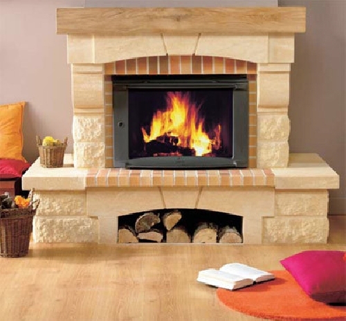 Piedra natural y viga madera