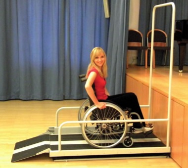 Plataforma Salvaescaleras Telescópica Vertical LiftBoy (2)