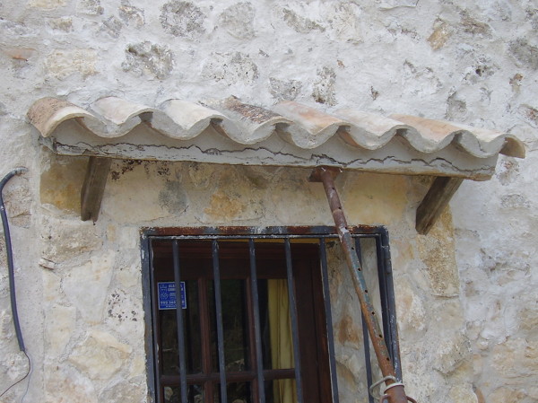 Remate Rustico Ventana