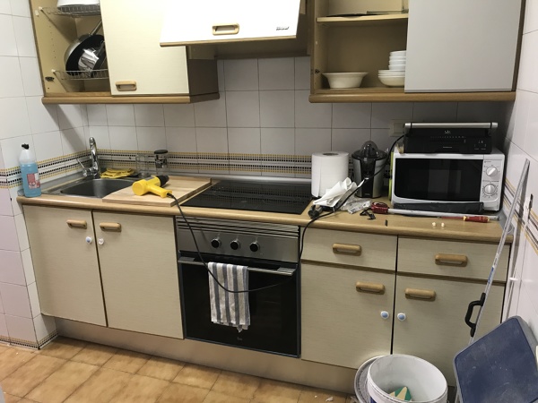 ¡Renueva tú cocina desde 300€! FOTO ANTES