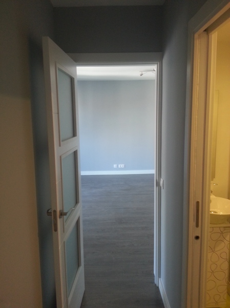 salón y puertas