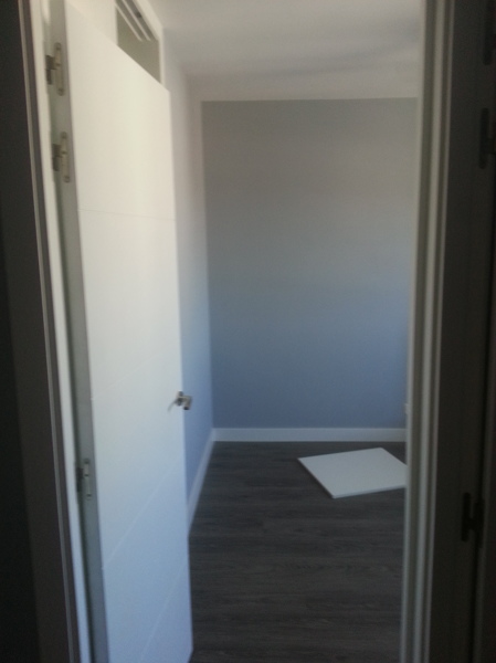 salón y puertas