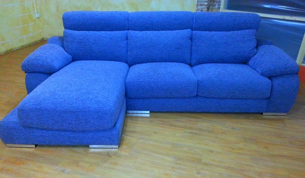 SOFA CHAISELONGUE FIRMA PEDRO ORTIZ MODELO LUCAS A ESTRENAR