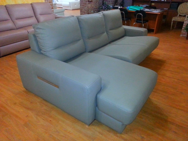 SOFA CHAISELONGUE FIRMA PEDRO ORTIZ MODELO OLIVER A ESTRENAR