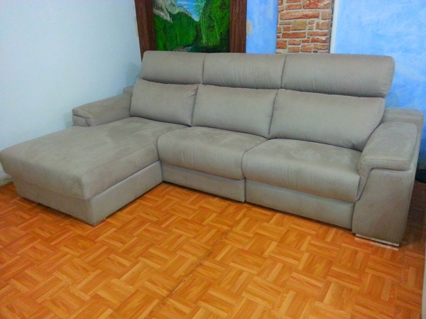 SOFA CHAISELONGUE RELAX MOTOR FIRMA PEDRO ORTIZ MODELO SABELA A ESTRENAR