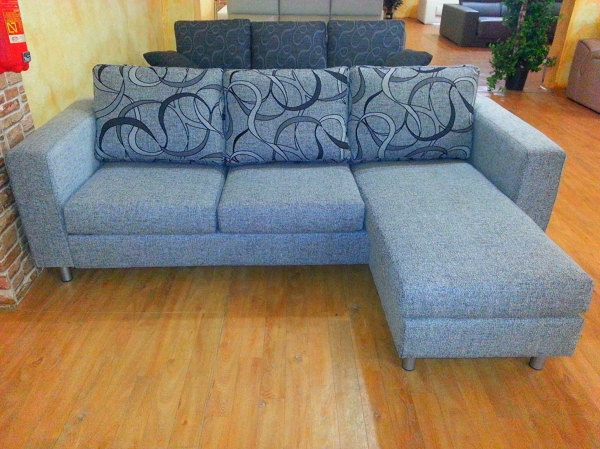 SOFA CHAISELONGUE REVERSIBLE MODELO LIVING A ESTRENAR