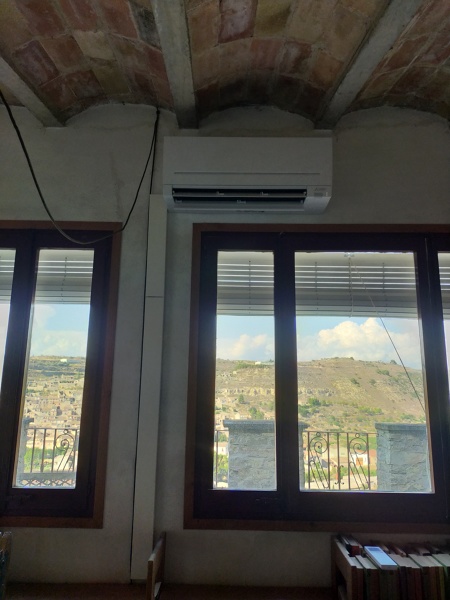 Split mitsubishi electric