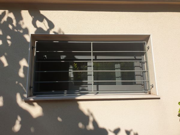 Ventana de Rejas horizontal.