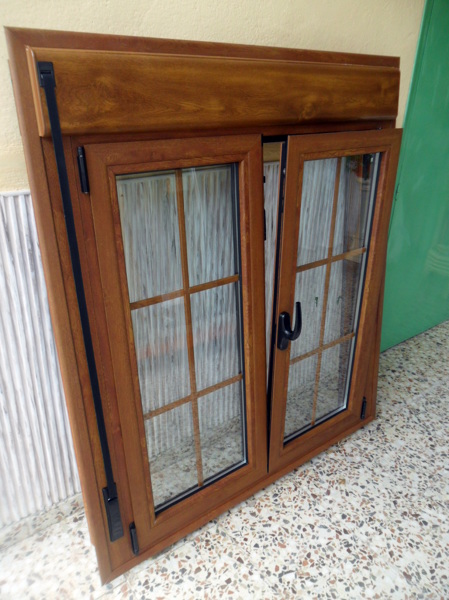 Ventana oscilo batiente