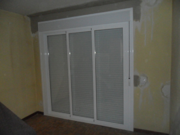 Ventana perimetral corredera nueva