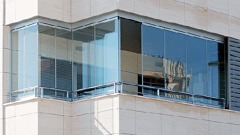 Cortina de cristal balcón