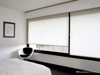 CORTINA ENROLLABLE BANDALUX Y CORTITECNIA