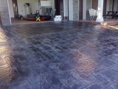 Hormigon impreso gris pizarra/azabache piedra sillar.