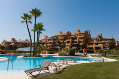 INSTALACIÓN DE BOMBAS DOSIFICADORAS CLORO Y ÁCIDO O CLORACIÓN SALINA