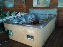 jaccuzzi exposicion nuevo a estrenar ALTA GAMA