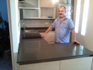 Montaje de la vitro, fregadera y campana