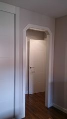 Puerta lacada