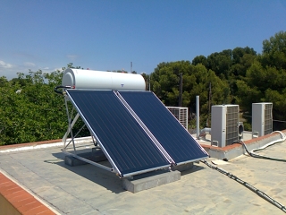 Termosifón 2 paneles y 300 litros