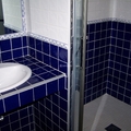 Revestimiento de baño azul