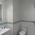 Baño completo con ducha