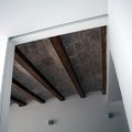 Detalle vigas de madera restauradas