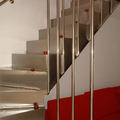 Escalera forrada en inox. 