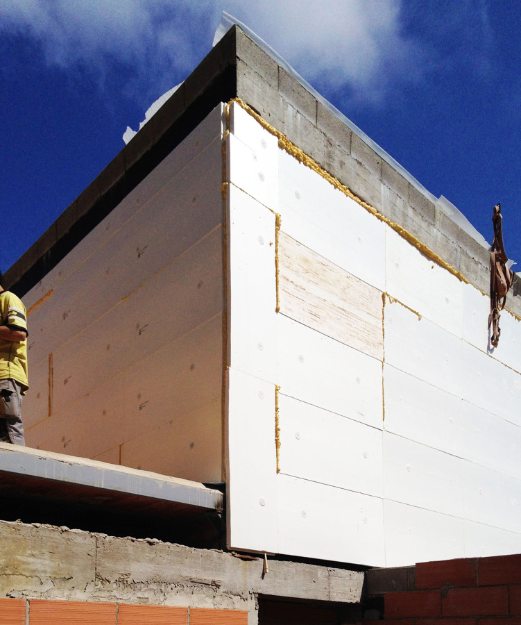 08023-Arquitectos-Aislante2