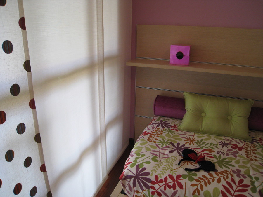 1º plano acabado cortinas , panel cabecera de cama