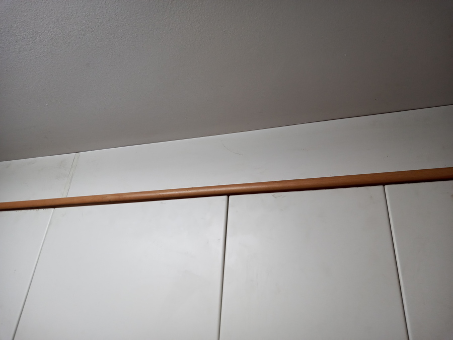 10 metros de tubería oculta siendo 6 tomas de cinexión hasta la caldera de gas natural