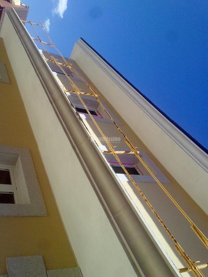 Revestimientos en monocapa raspado en chalet