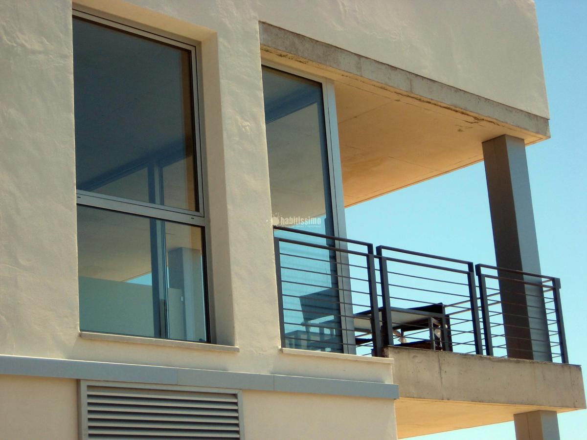 Carpintería de aluminio y persianas en Sa Rapita