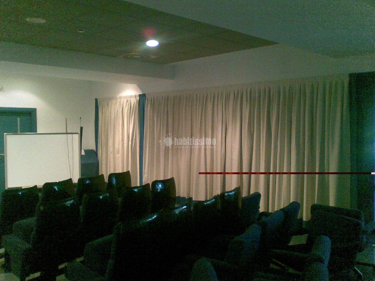 Instalacion estores y cortinas en Fundacion BOBATH