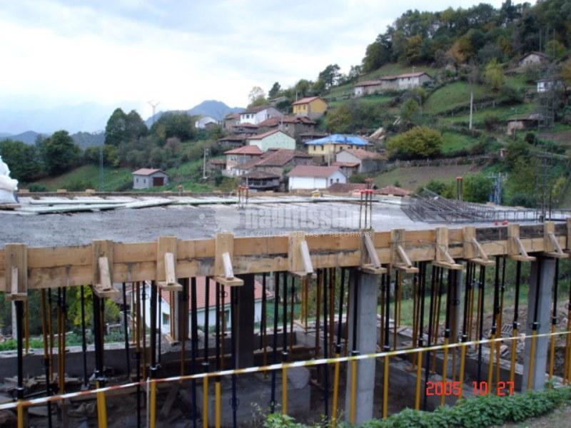 Construcción de casa de pueblo