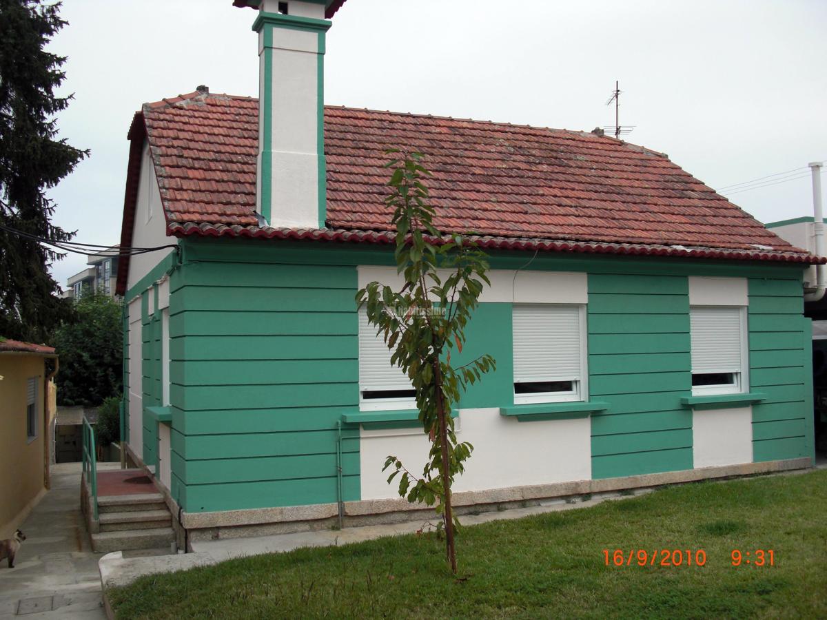 Fachada de vivienda unifamiliar.