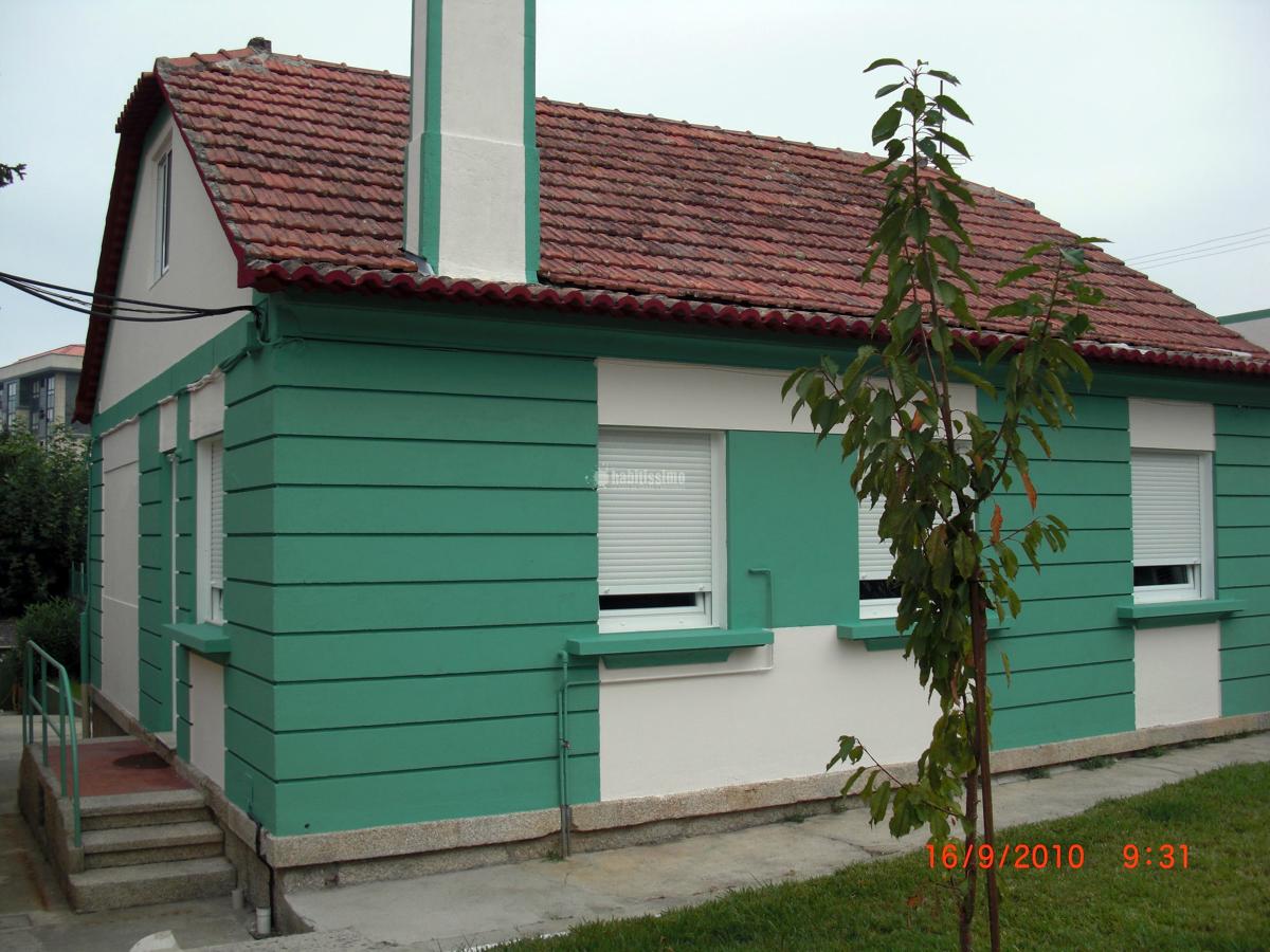 Fachada de vivienda unifamiliar.