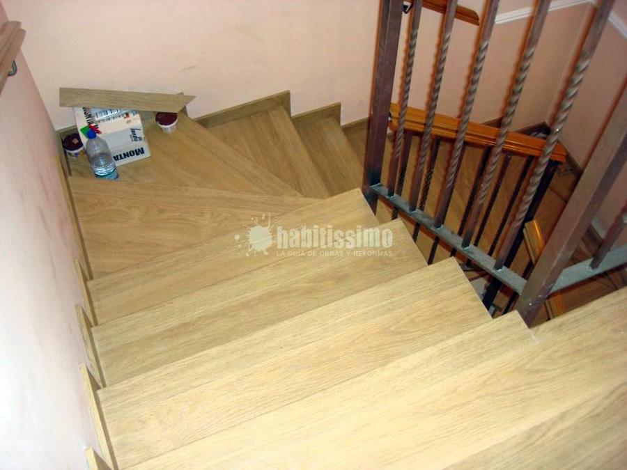 Forrado de escalera con laminado de Quick Step