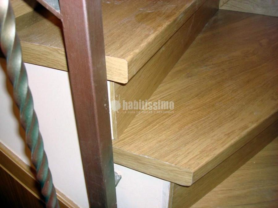 Forrado de escalera con laminado de Quick Step
